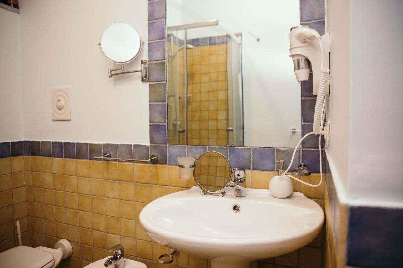 Le Antiche Colonne Bed & Breakfast Cinquefrondi Exterior foto