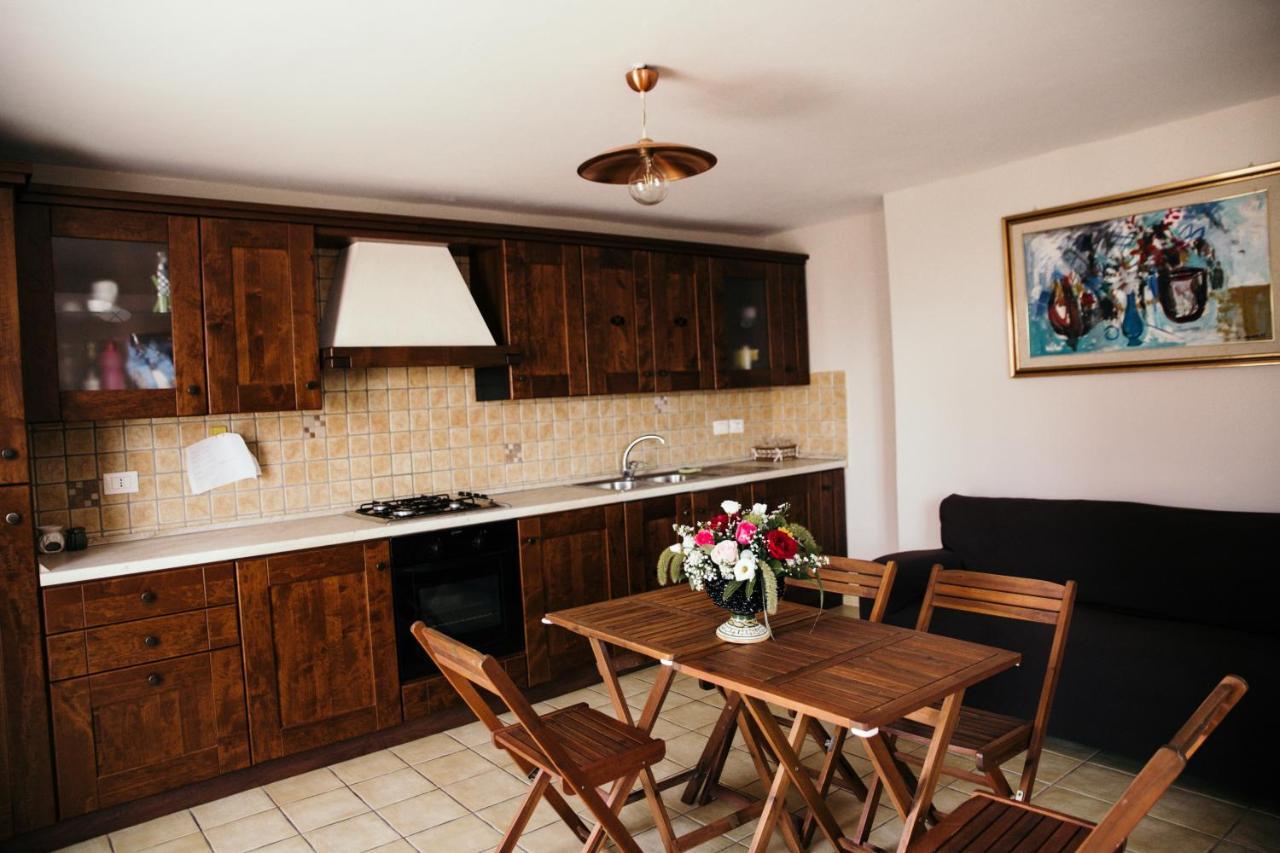 Le Antiche Colonne Bed & Breakfast Cinquefrondi Exterior foto