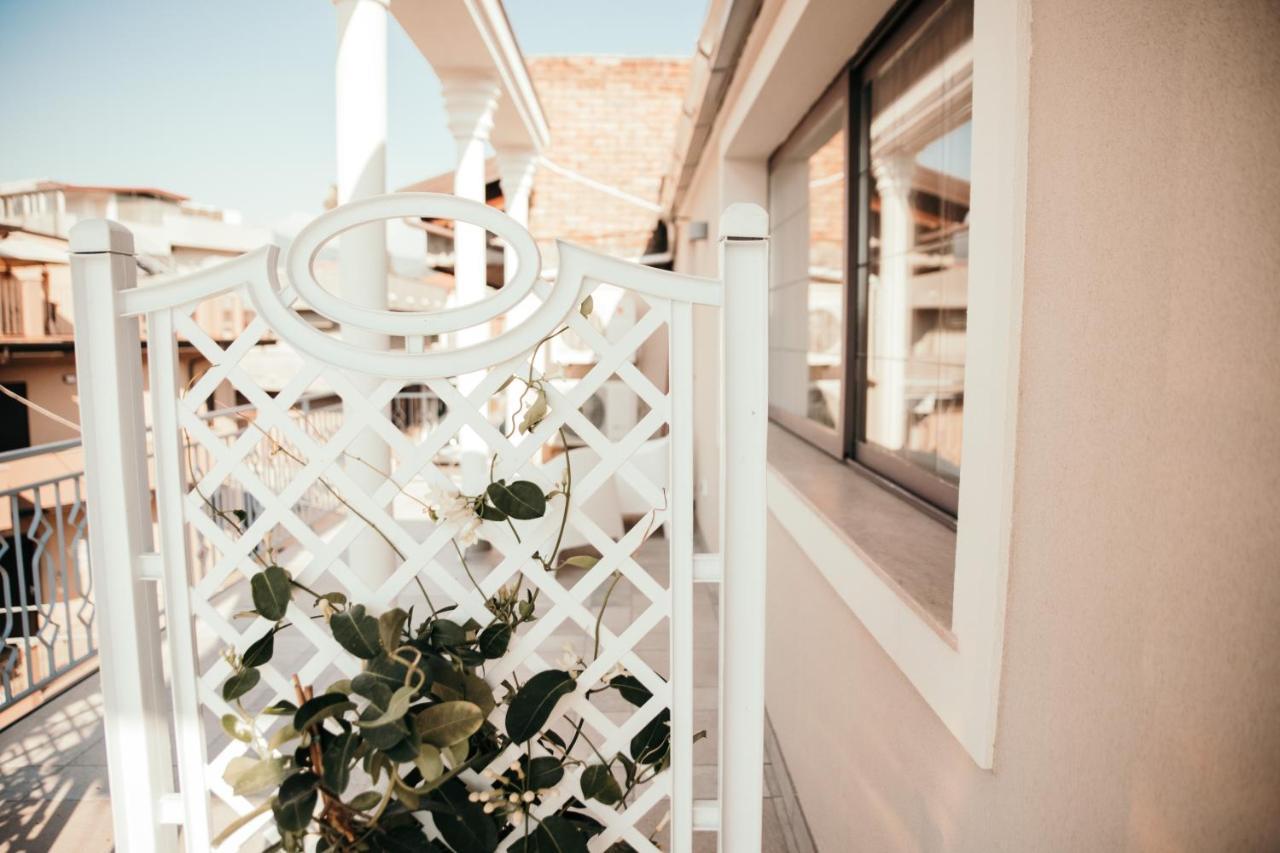 Le Antiche Colonne Bed & Breakfast Cinquefrondi Exterior foto
