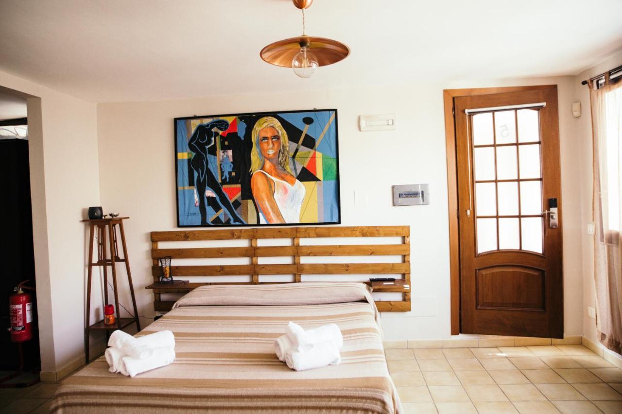 Le Antiche Colonne Bed & Breakfast Cinquefrondi Exterior foto